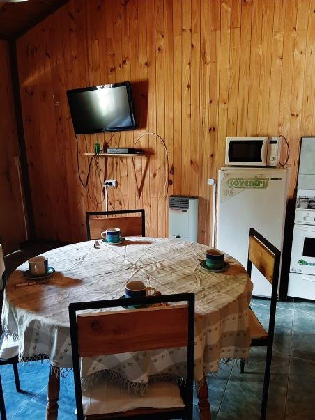 cabañas para cinco cuatro personas en el bolsón